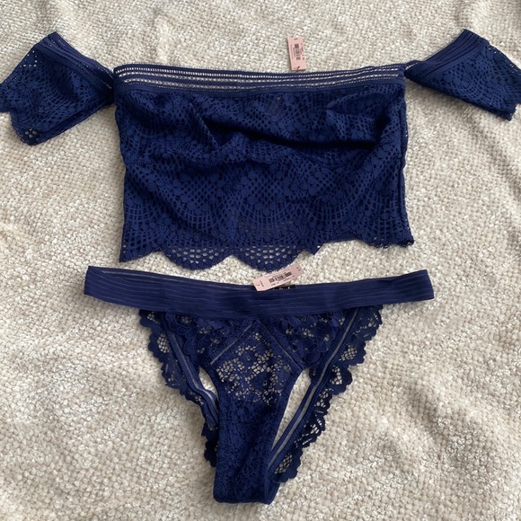 Victoria's Secret Other - 2pc SMALL BRALETTE AND PANTIES SET VICTORIAS SECRET VERY SEXY COLLECTION